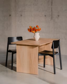 Wem Chair - miniatura 5